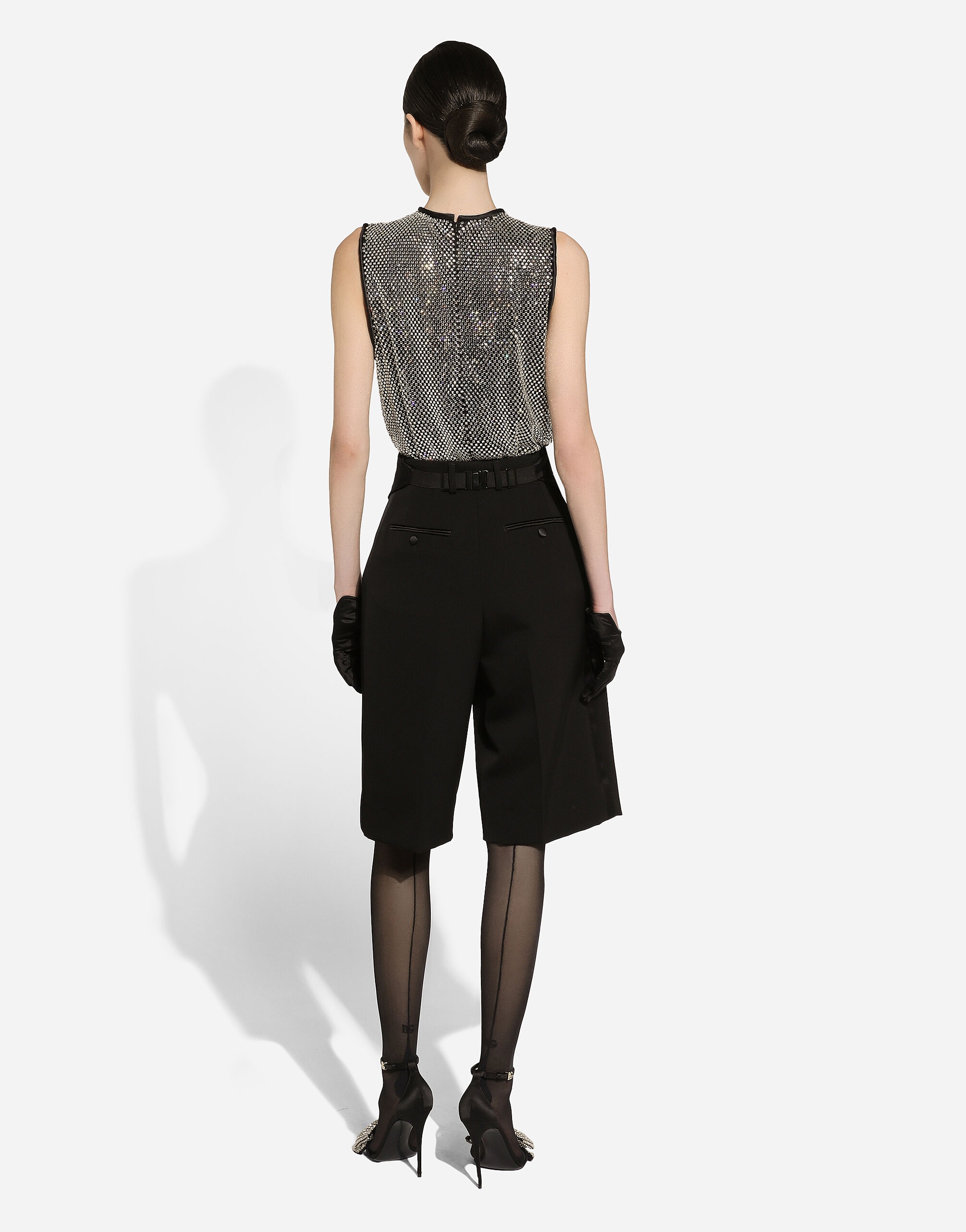 パンツ DOLCE & GABBANA WOOL GABARDINE TUXEDO BERMUDA SHORTS Dolce & Gabbana Wool gabardine tuxedo Bermuda shorts