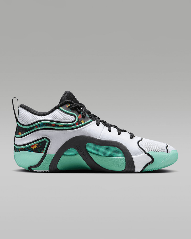 Tatum 3 "Welcome to the Garden" Basketball Shoes 3