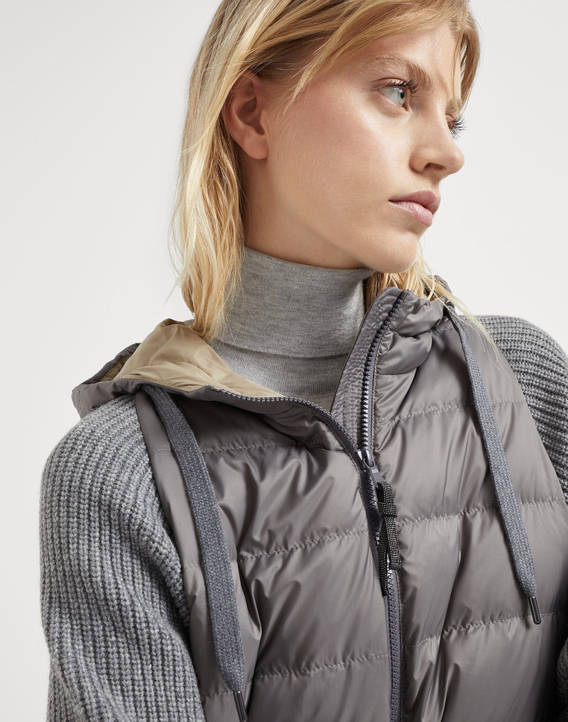 Water-resistant matte nylon hooded down jacket with monili and sleeves in virgin wool, cashmere and 3