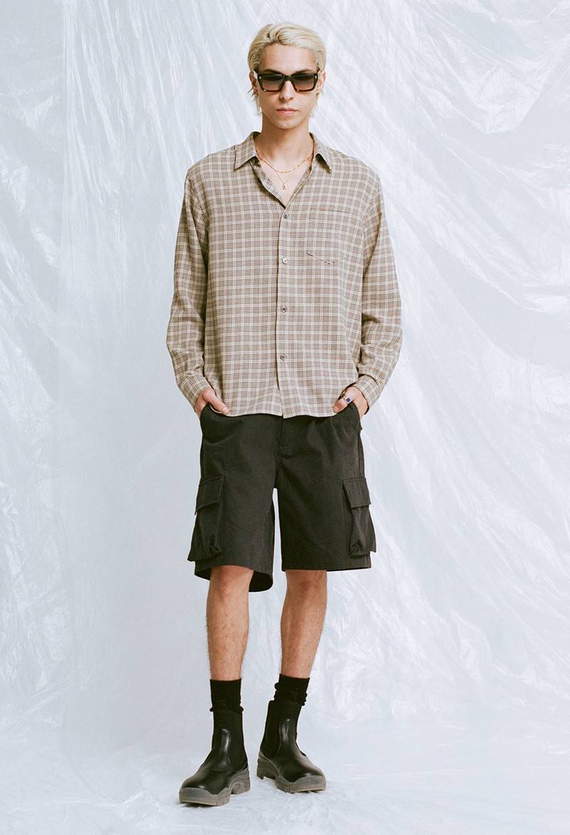 John Elliott CLOAK BUTTON UP outlook