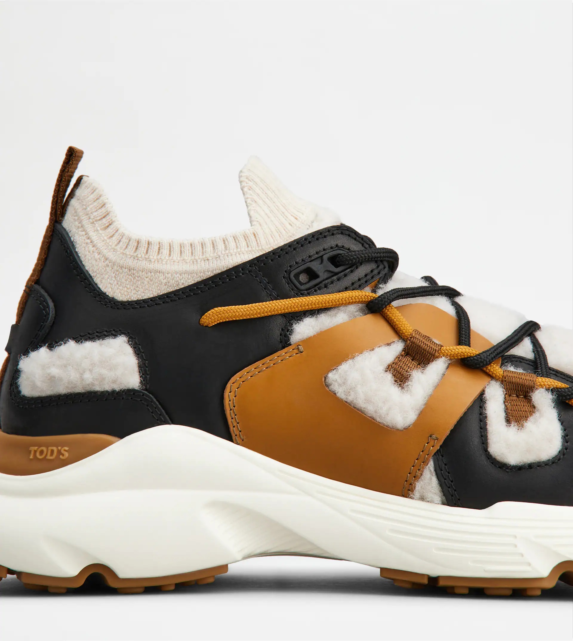 SNEAKERS IN LEATHER AND WOOL - BLACK, BROWN, OFF WHITE - 5