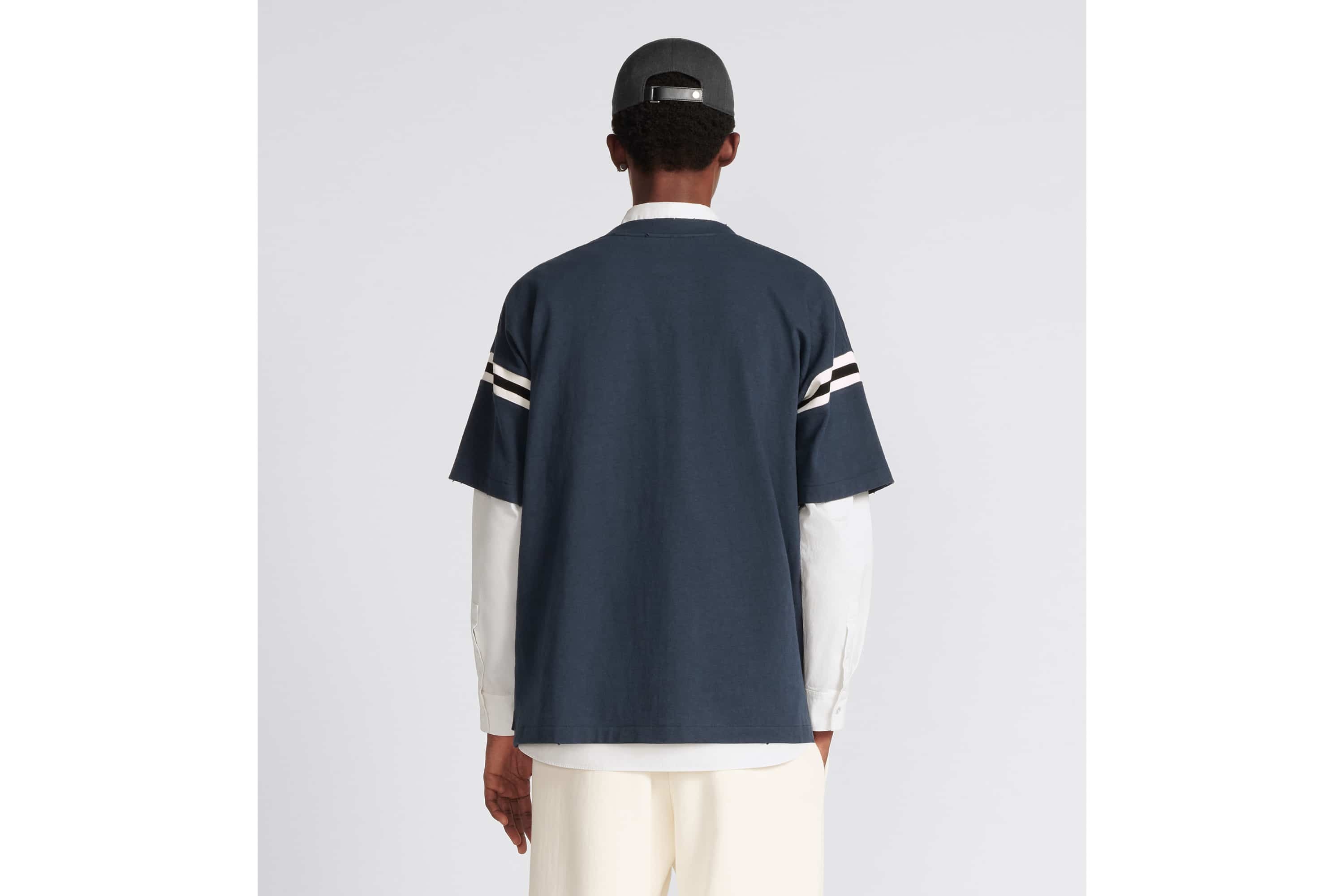 Oversized T-Shirt - 4