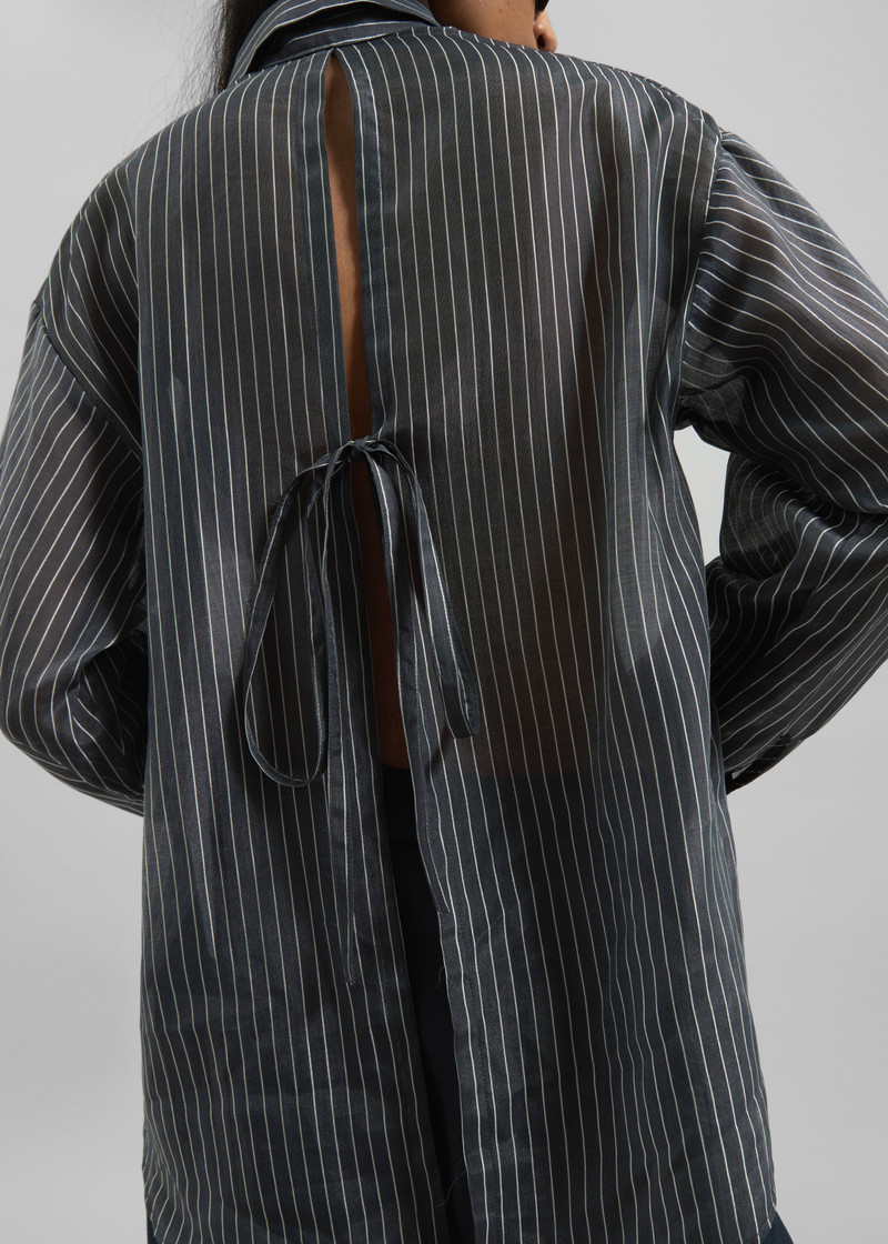 Kesin Open Back Shirt - Grey/White Stripe 4
