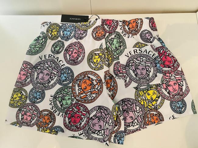 VERSACE White Printed Shorts - 4