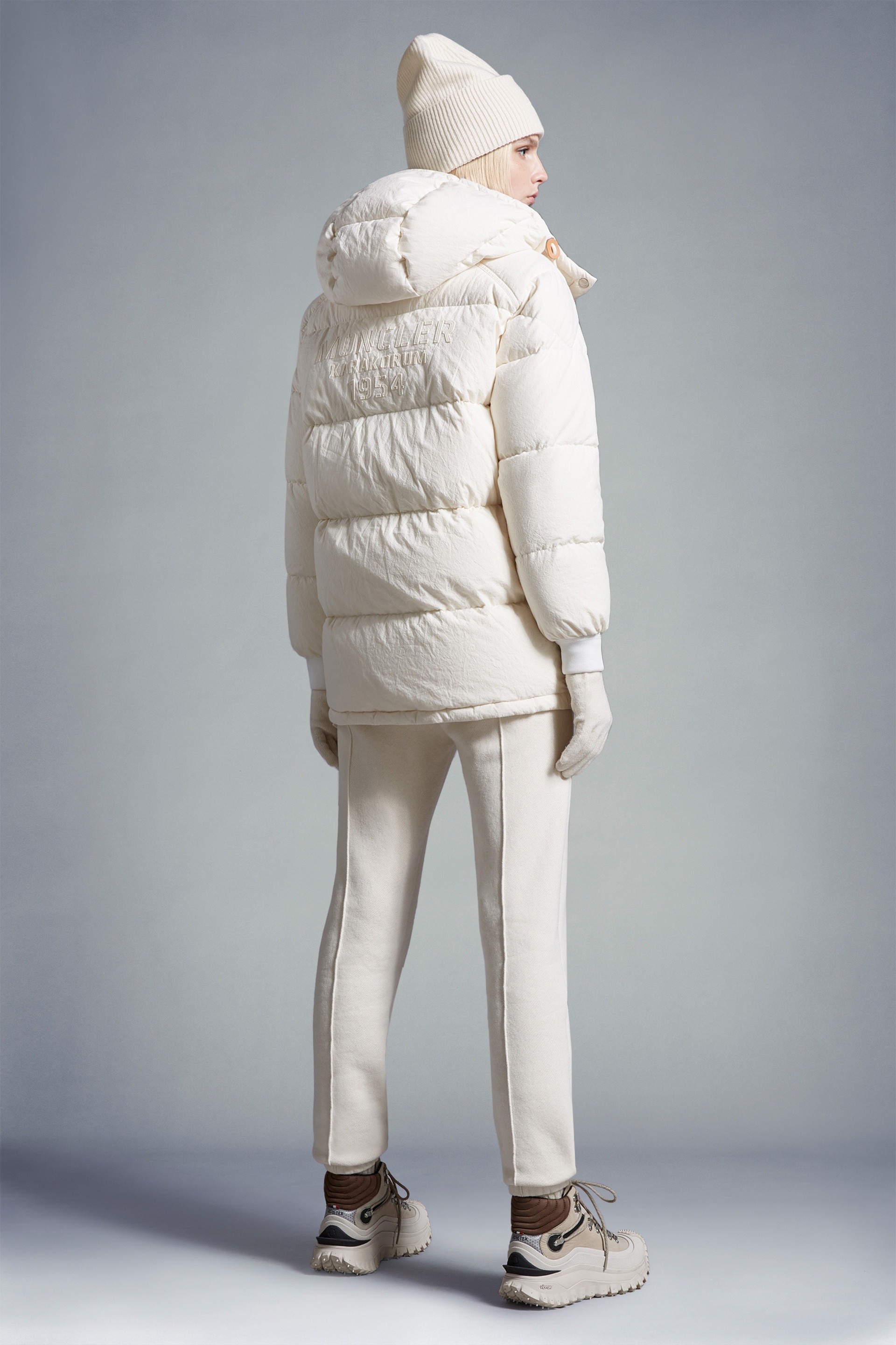 Moncler Karakorum Short Down Jacket Women - 2