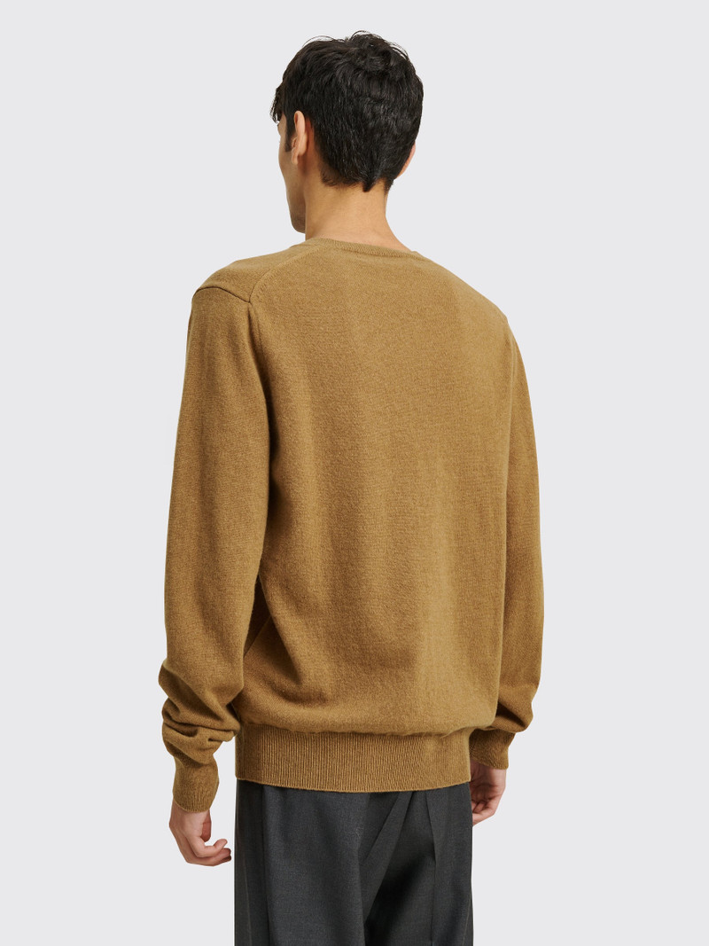 Comme Des Garçons COMME DES GARÇONS PLAY MINI HEART V-NECK KNIT SWEATER BROWN outlook