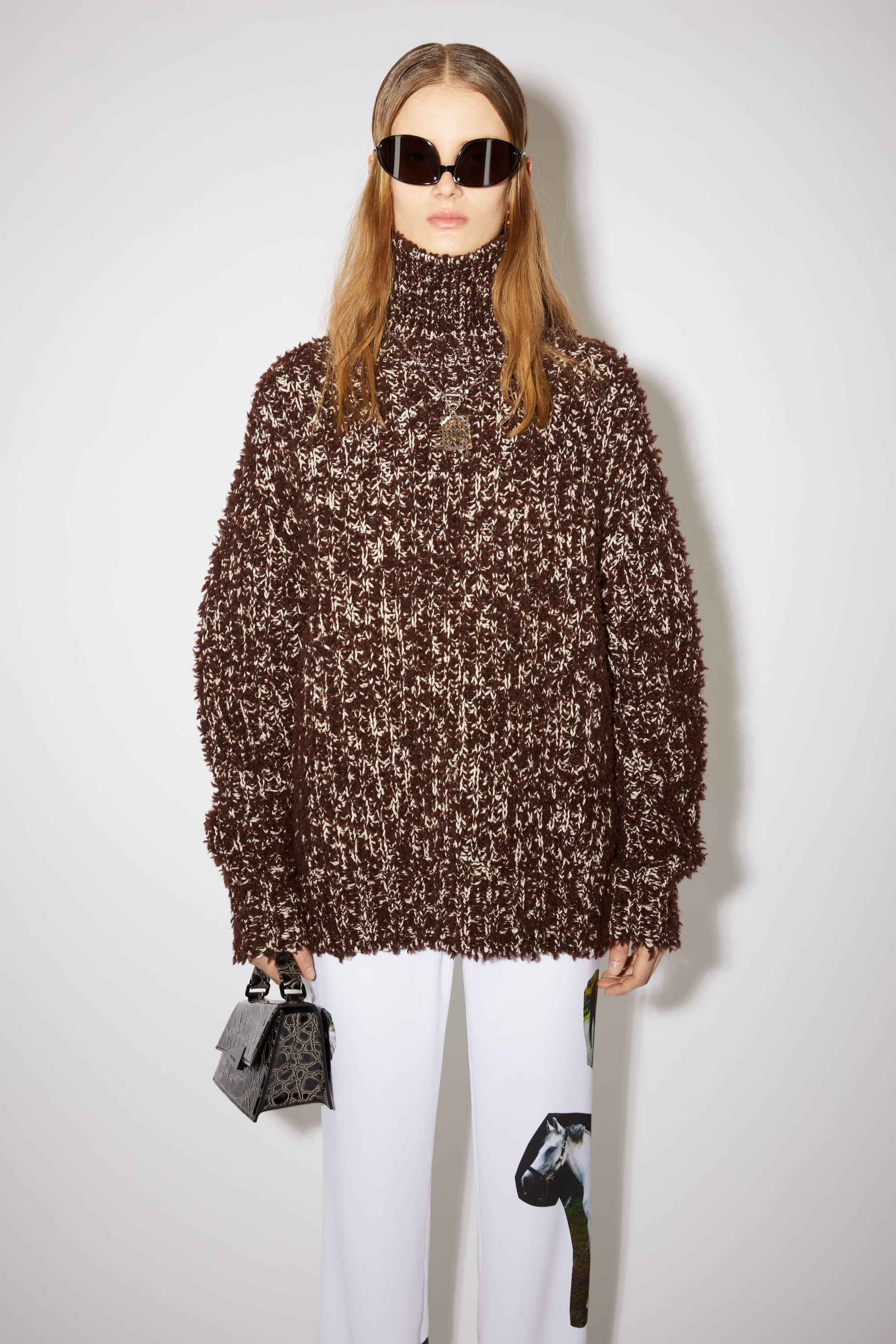 High neck tufted wool jumper - Chocolate brown - 2