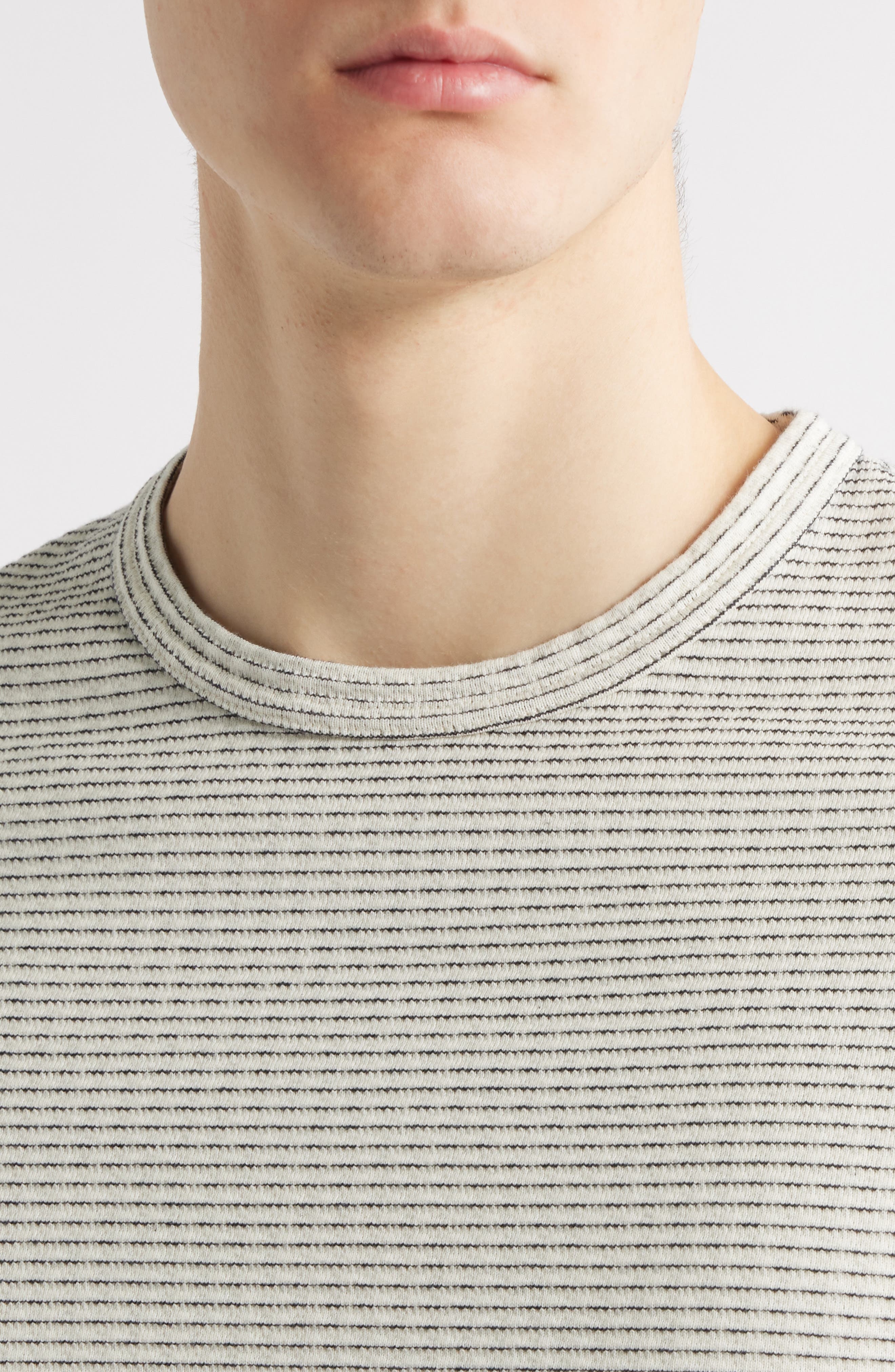 FRAME Jacquard Stripe T-Shirt in White/Navy at Nordstrom - 4