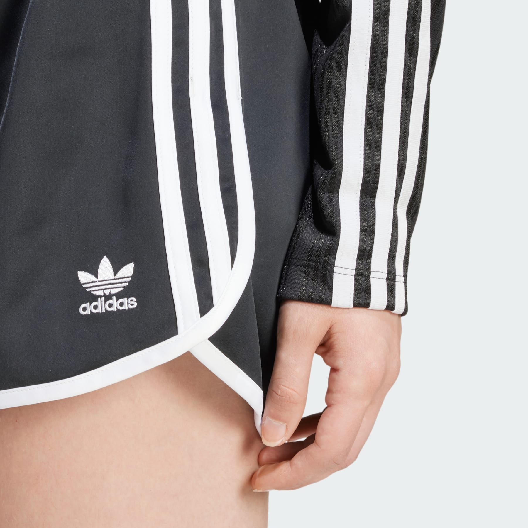Adicolor 3-Stripes Sprinter Shorts - 6
