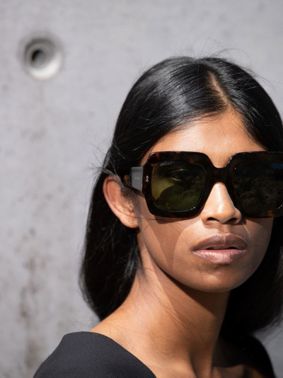 GUCCI oversized square-frame tortoiseshell sunglasses outlook