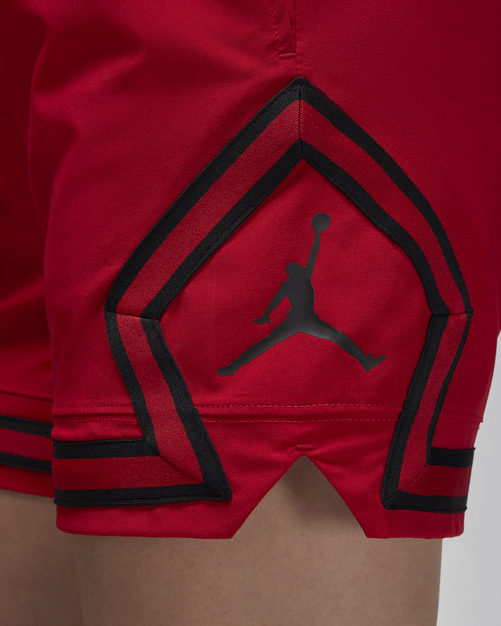 Jordan Sport Men's Dri-FIT Woven Diamond Shorts - 6