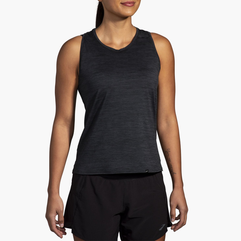 BROOKS Luxe Tank outlook