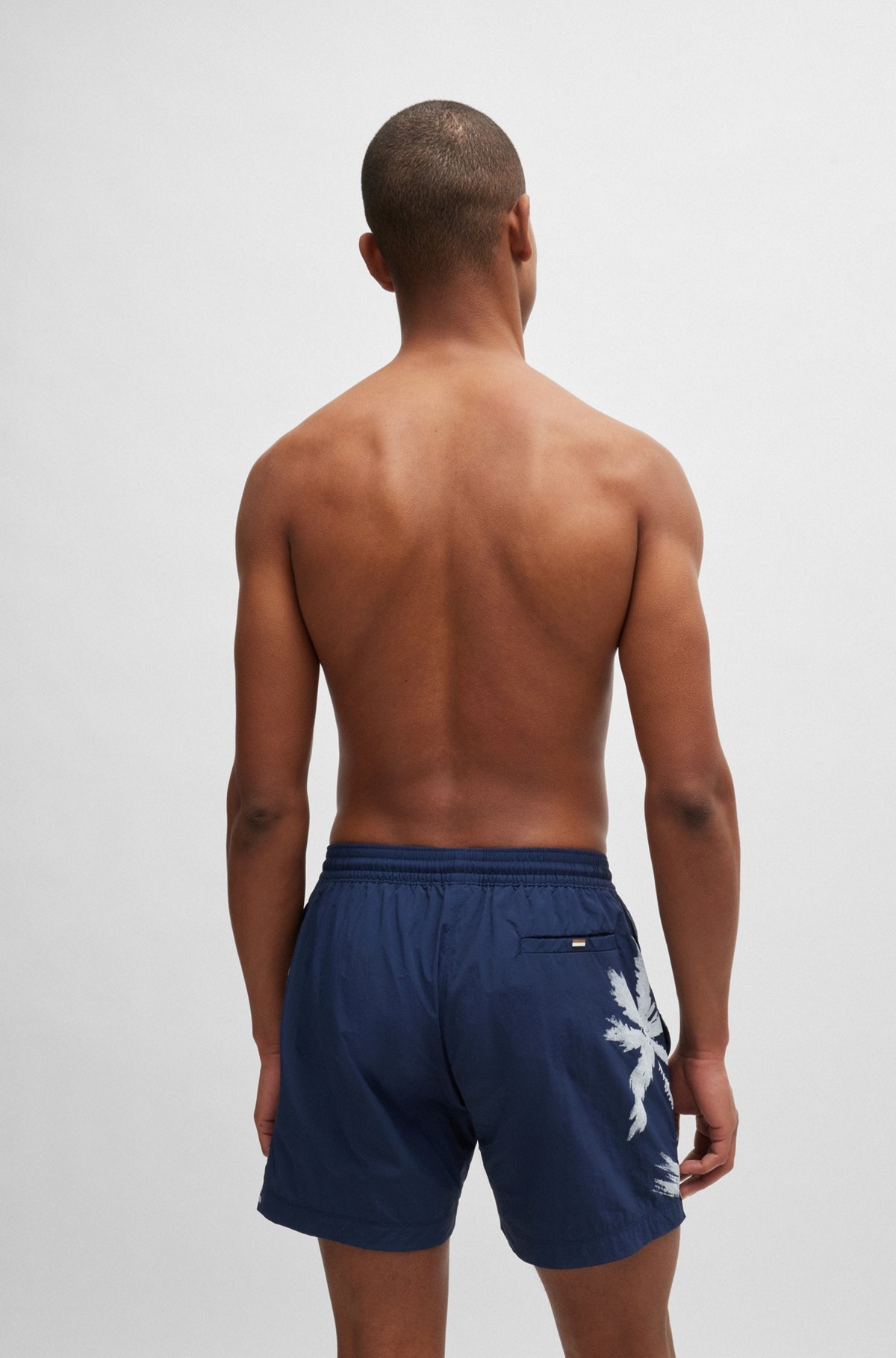 QUICK-DRY SWIM SHORTS WITH SEASONAL PATTERN - 4