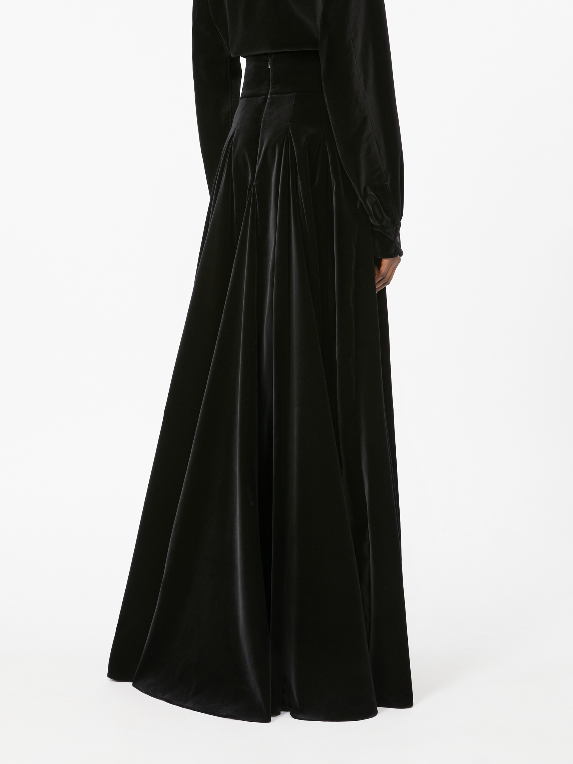 BARTOLO1234 Long, smooth velvet skirt - 4