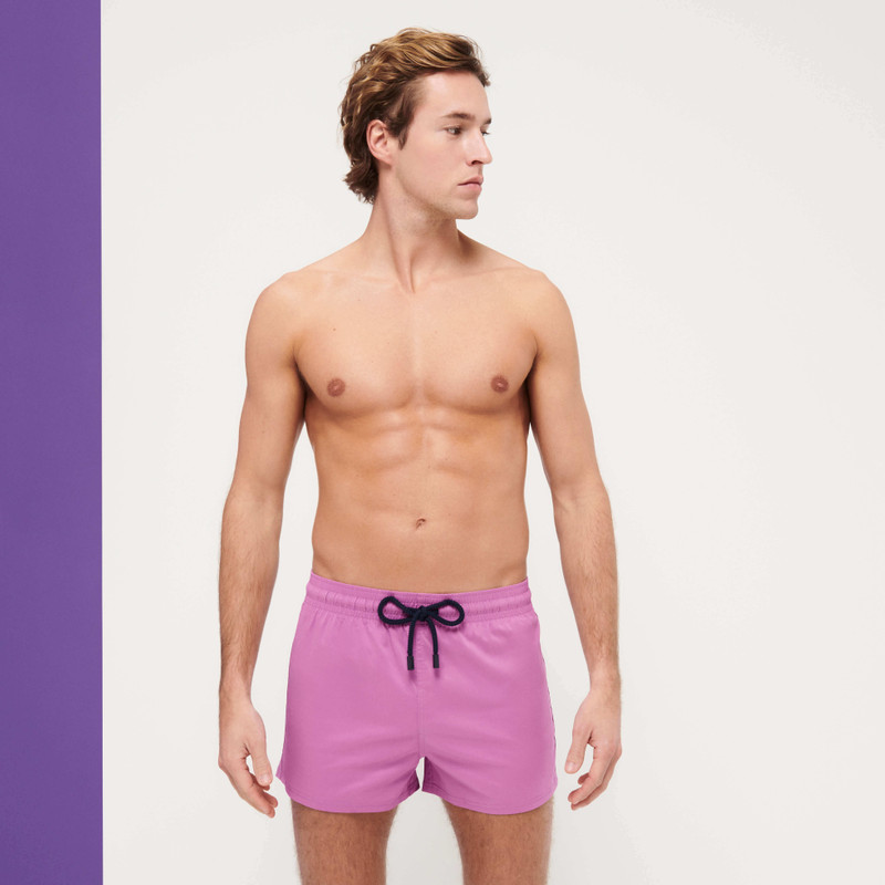 Vilebrequin Men Swim Trunks Solid outlook