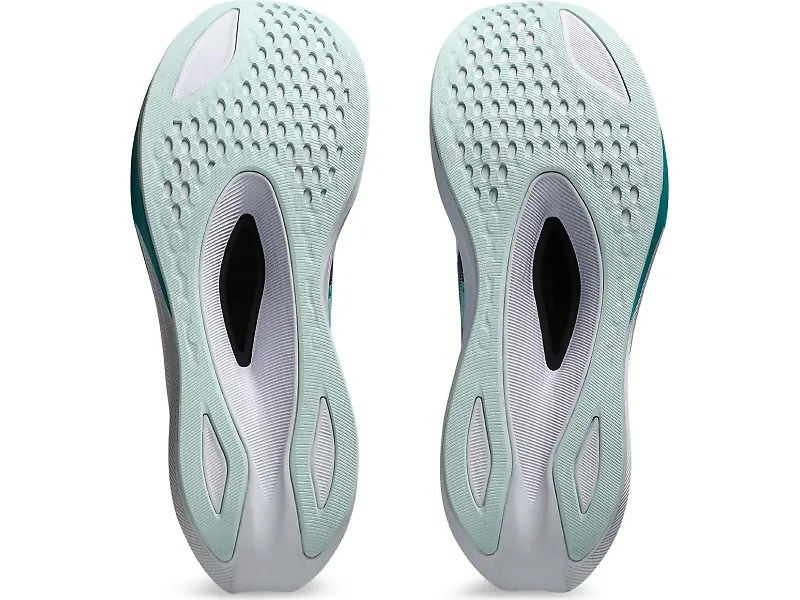ASICS Magic Speed 4 - 7