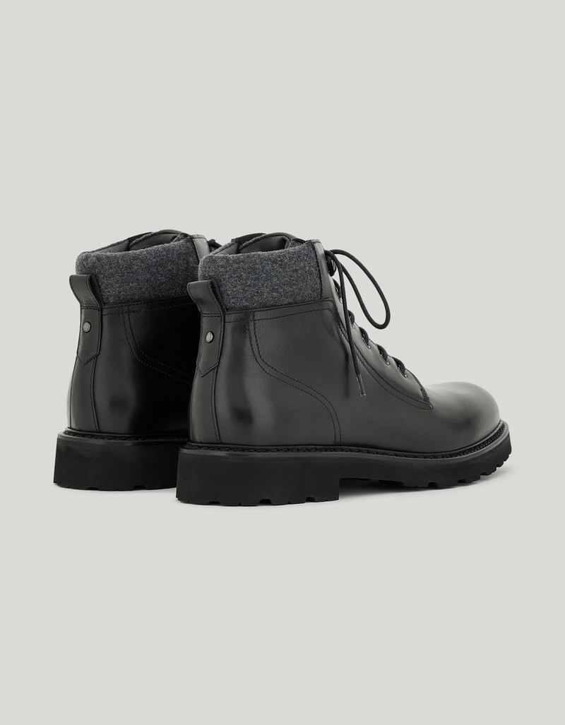 BEIGE SUEDE ANKLE BOOTS WITH GUNMETAL RIVET AND RUBBER SOLE 27
