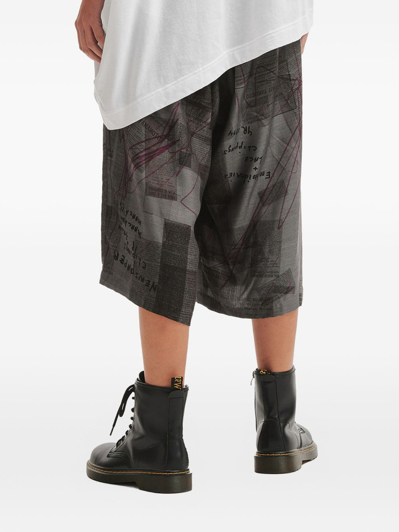 newspaper-print wide-leg trousers 4