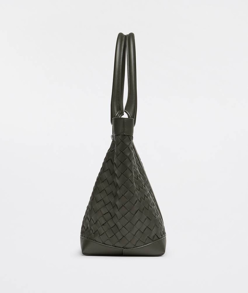 Bottega Veneta classic intrecciato outlook