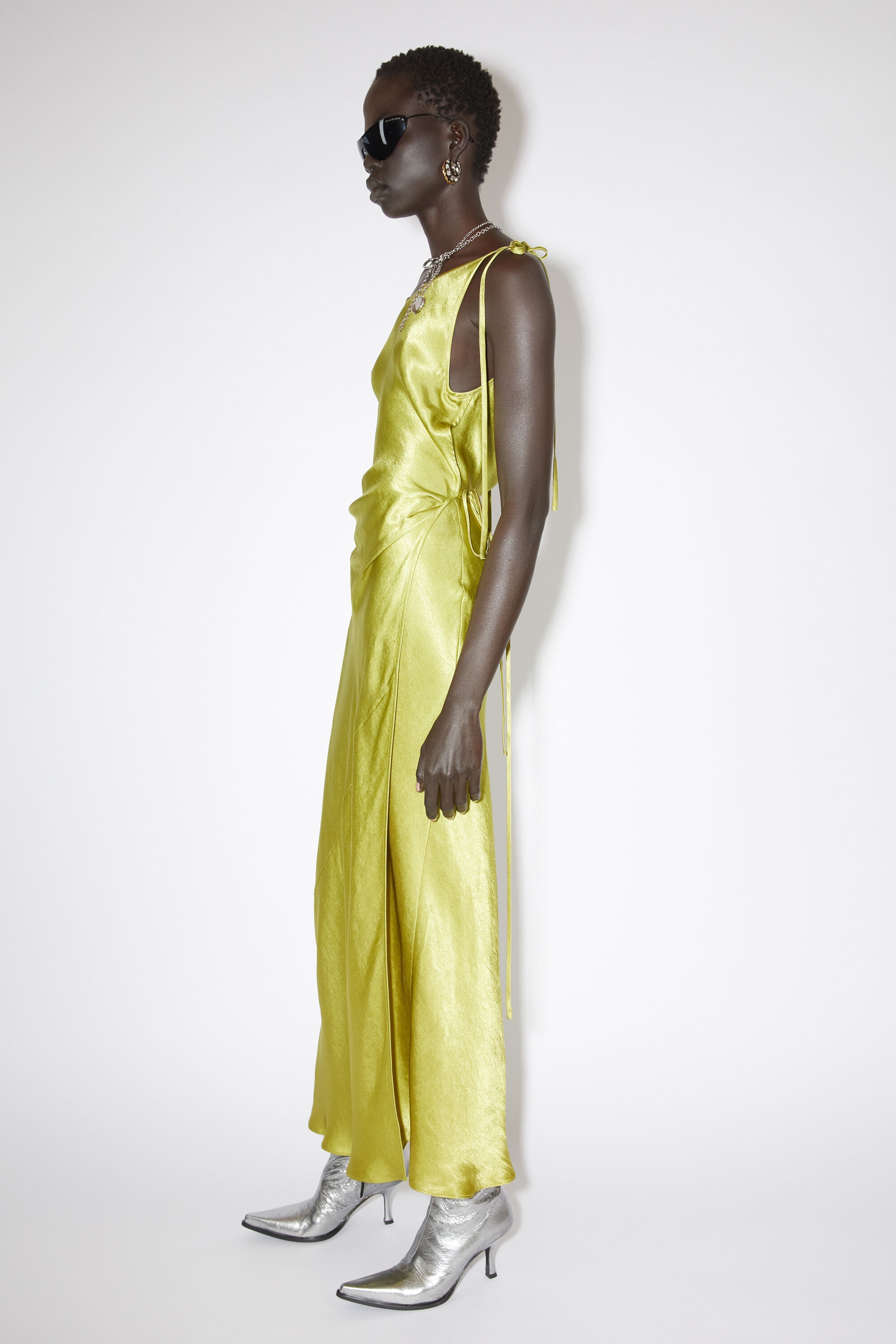 Satin bias cut dress - Light olive - 4