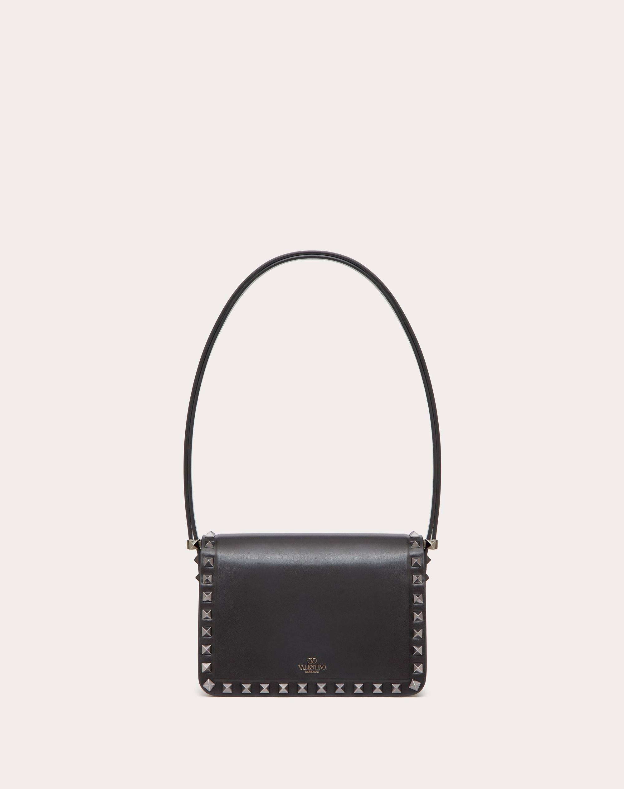 ROCKSTUD23 SMOOTH CALFSKIN SHOULDER BAG