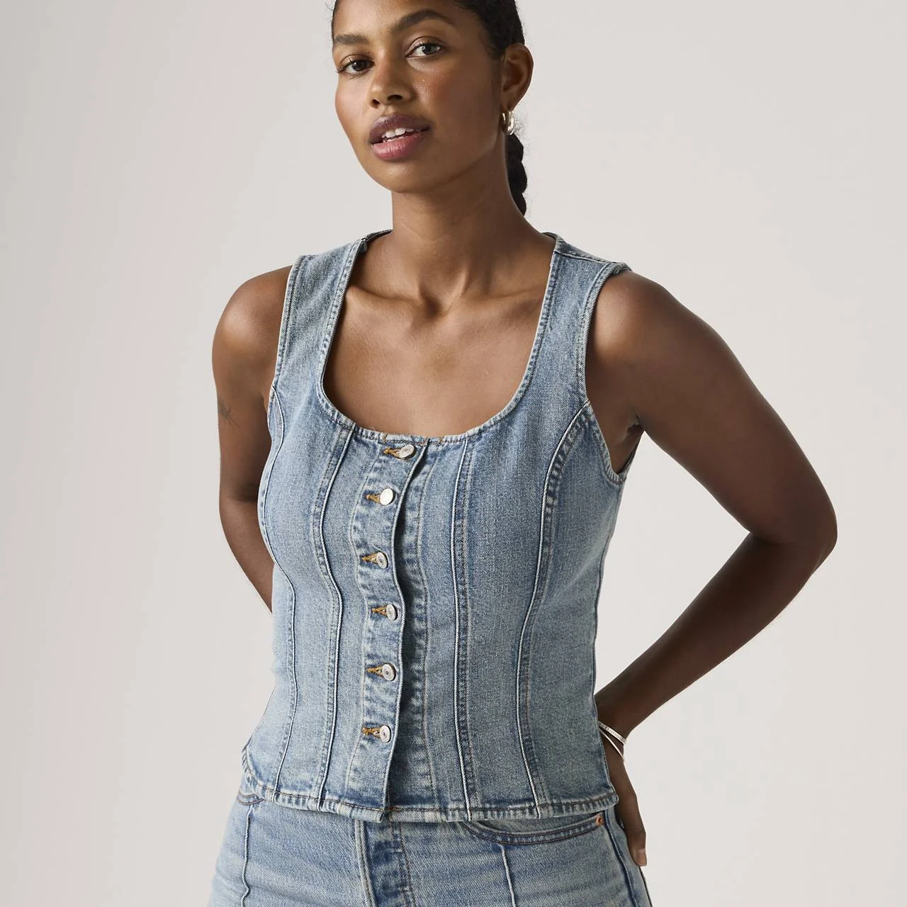 SCULPTED SLEEVELESS TOP - 1