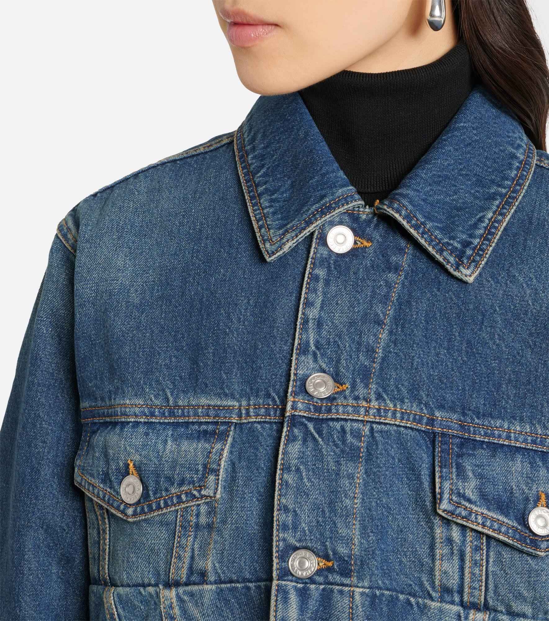 Cropped denim jacket - 4