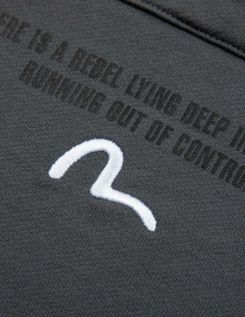 SEAGULL EMBROIDERY AND STENCIL GODHEAD PRINT SWEAT SHORTS 8