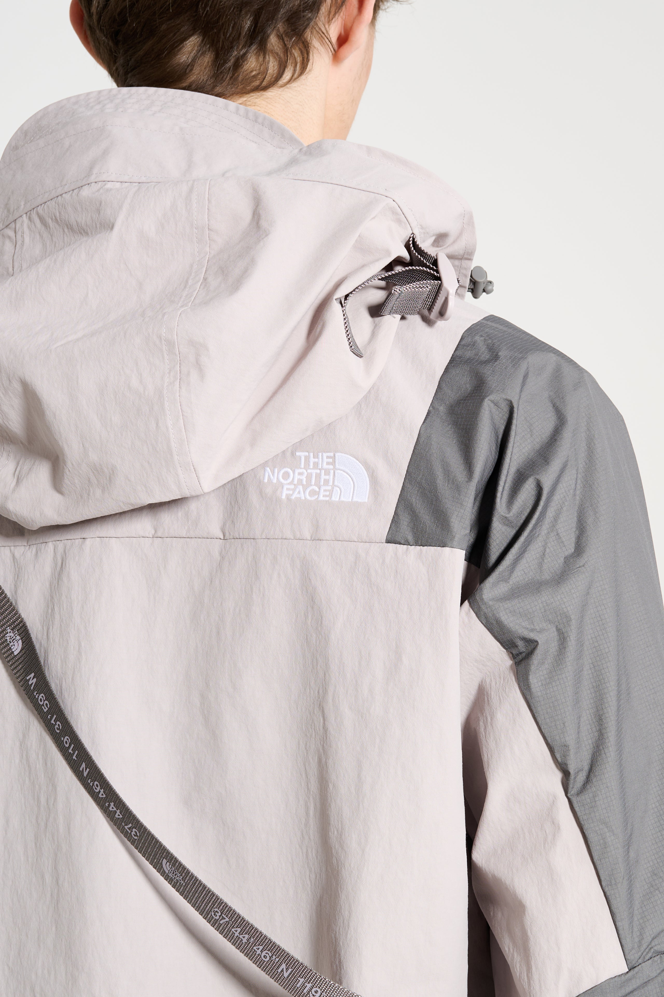 THE NORTH FACE LIGHTWEIGHT ANORAK JACKET MOONSTONE GREY / SMOKED PEARL - 6
