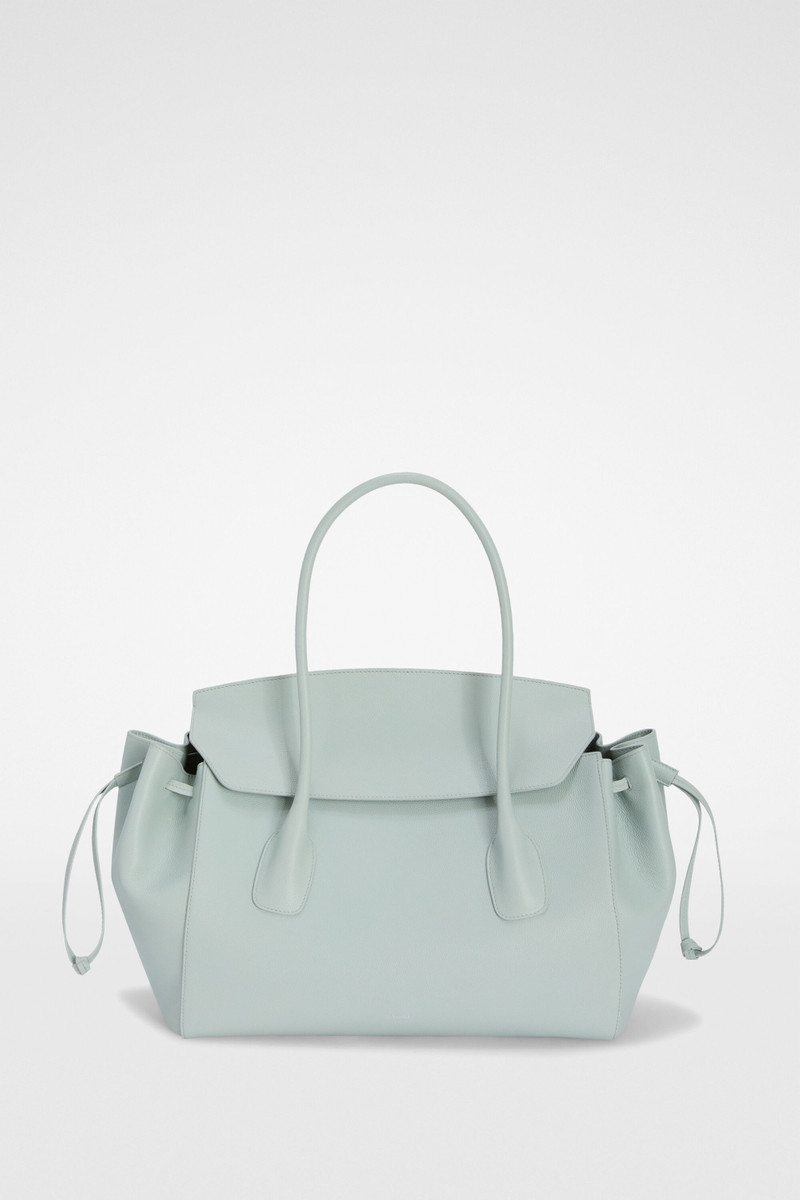Voyage Medium 1