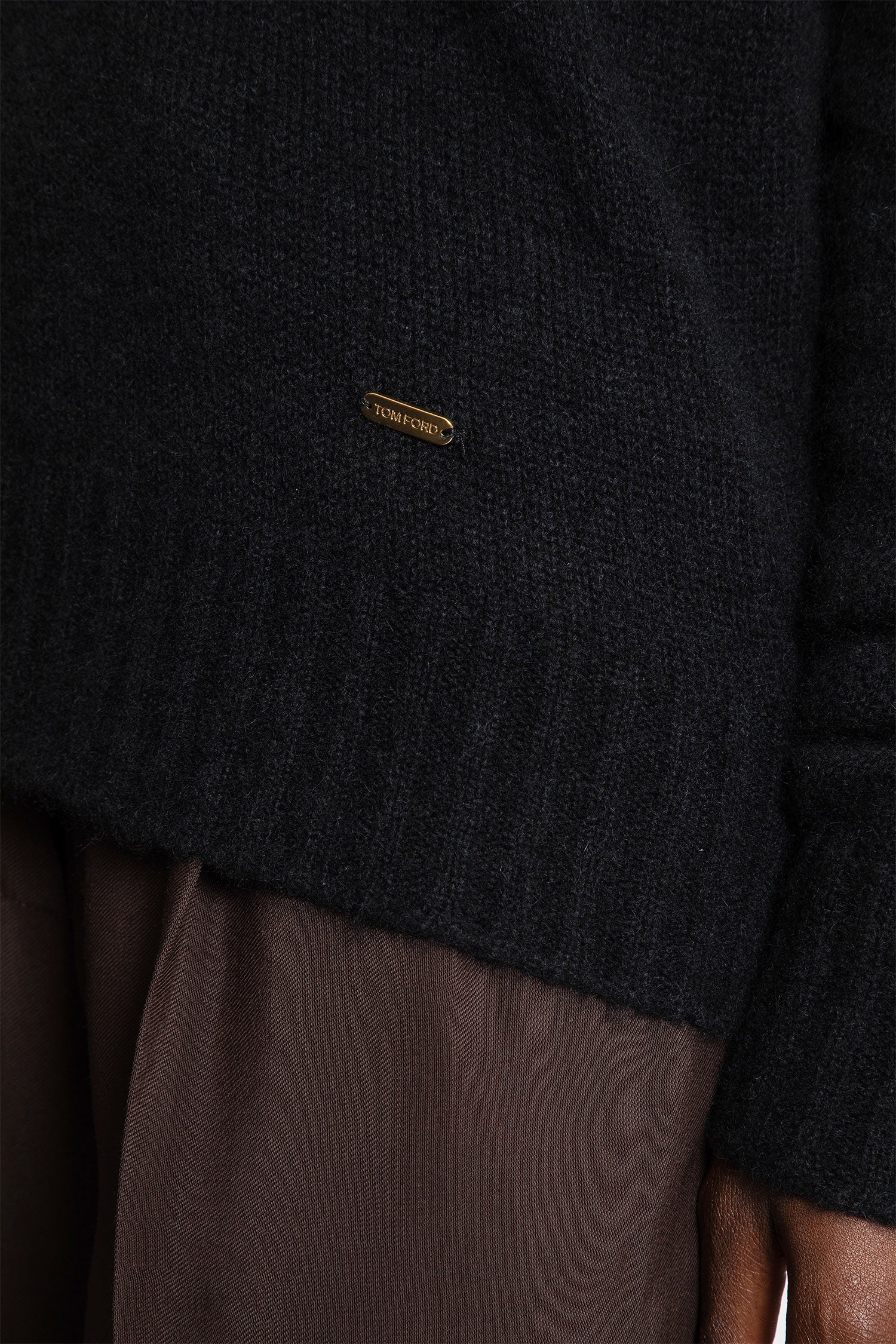 Cashmere-Silk-V-Neck-Sweater - 5