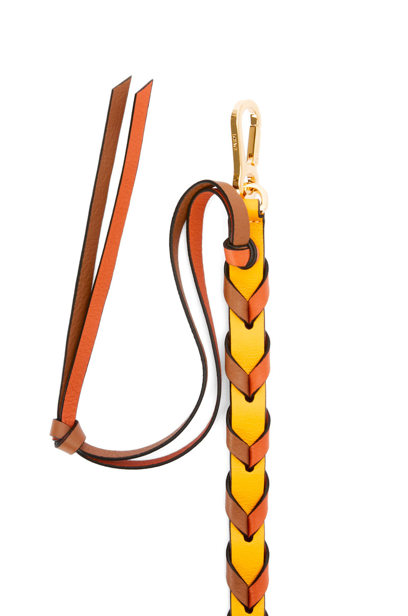 Braided thin strap in classic calfskin 2