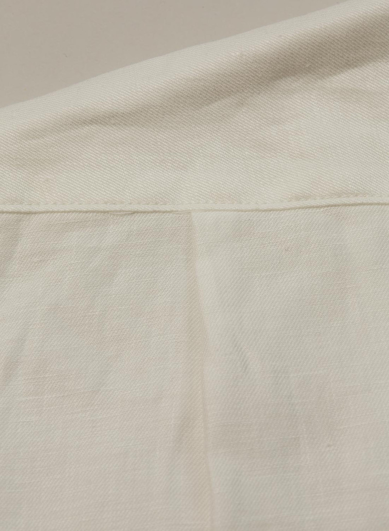 Open Collar Shirt Linen Twill in Off White 5