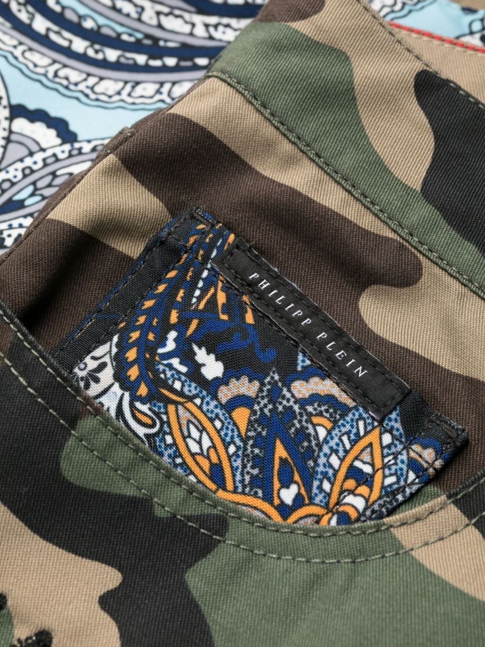 camouflage-print straight-leg jeans - 7
