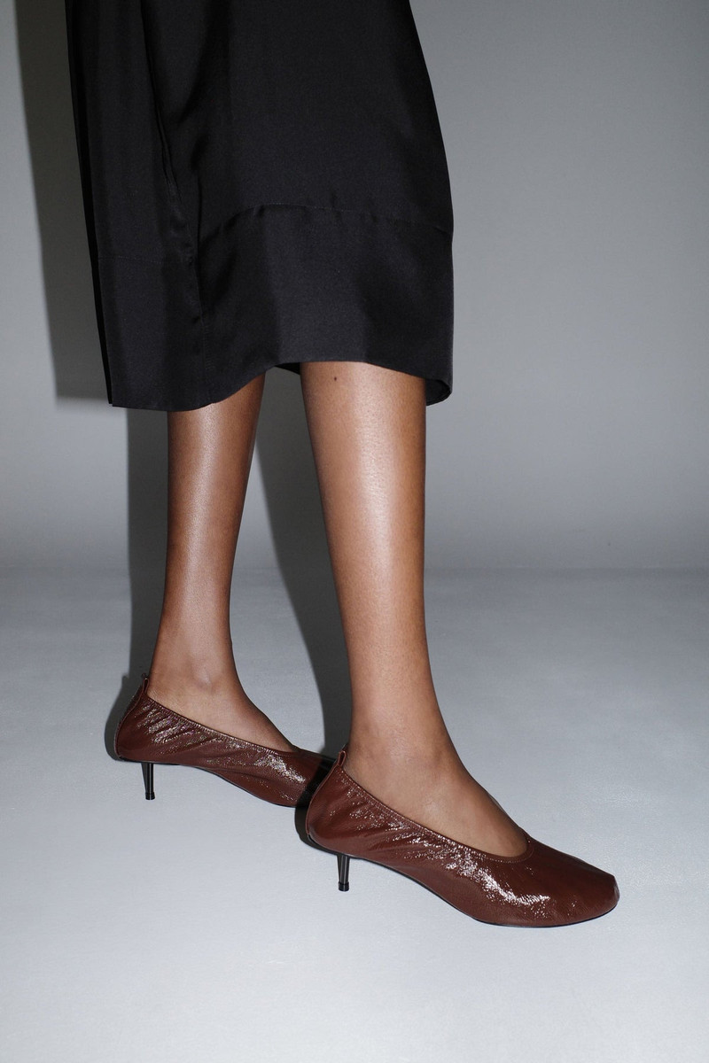 Classic Ballet Heel - Patent Liqueur 8