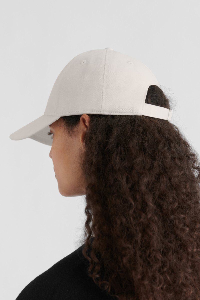 Signature Cap 5