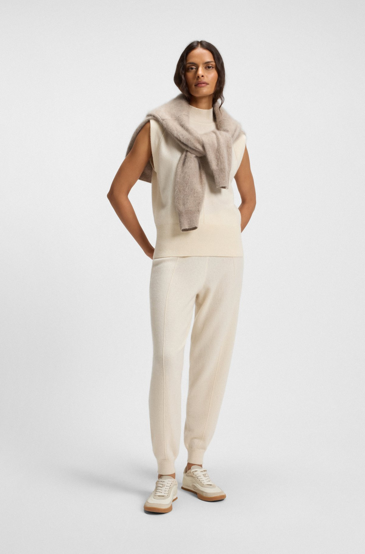 SLEEVELESS KNITTED TOP IN CASHMERE WITH SHOULDER PATCHES - 3