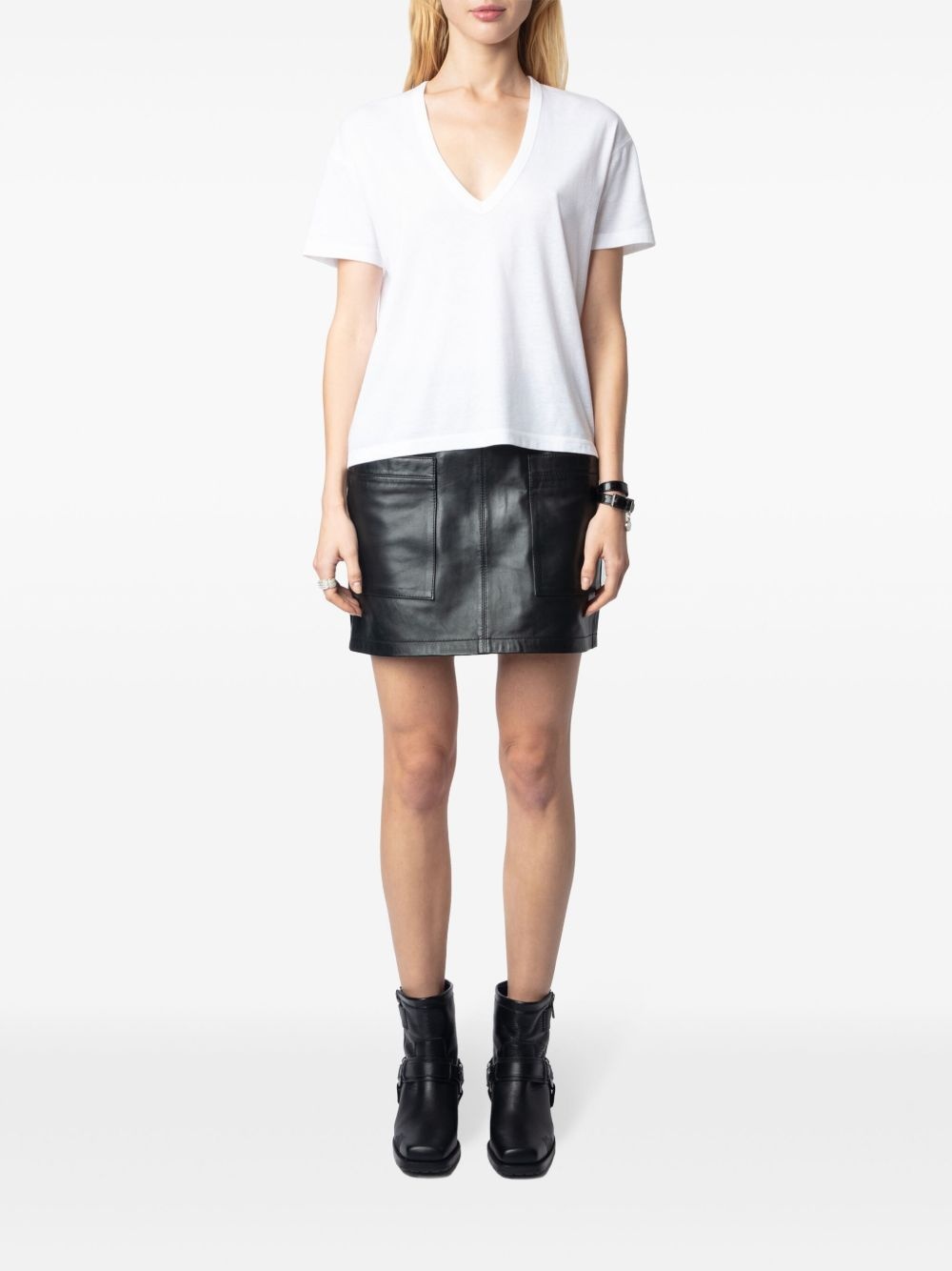 V-neck T-shirt - 2