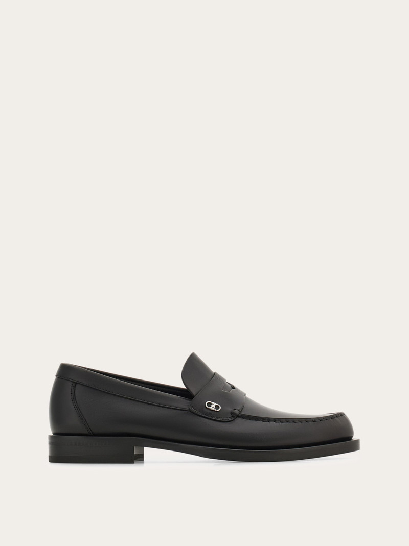 Penny loafer with Gancini ornament - 1