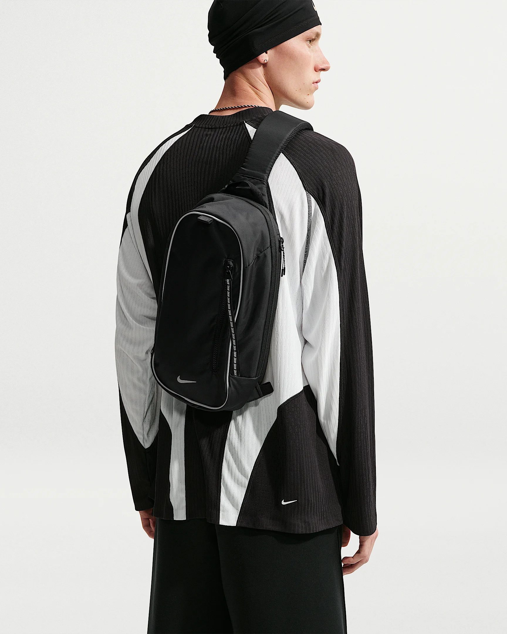 Nike Commute Sling Bag (8L) - 1