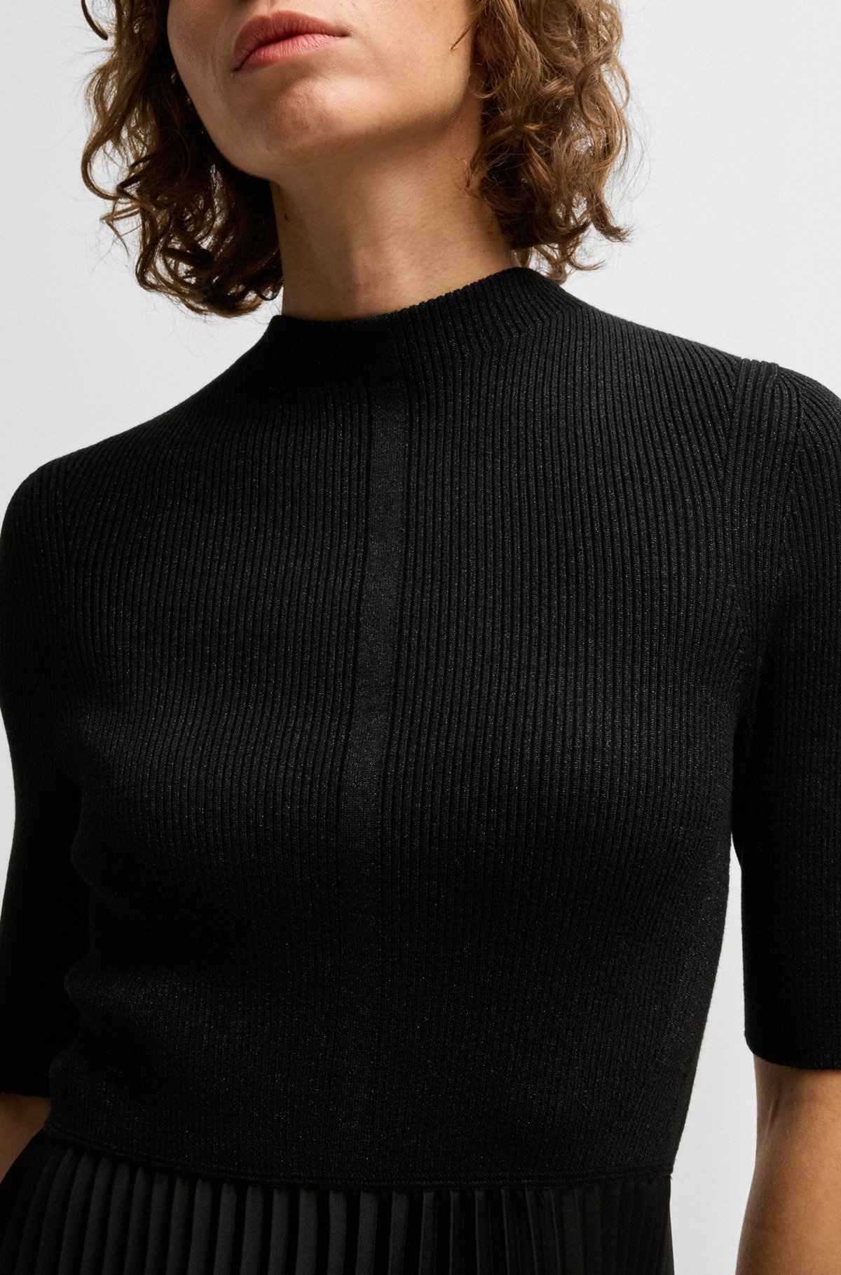 CROPPED-SLEEVE DRESS WITH PLISSÉ SKIRT - 4