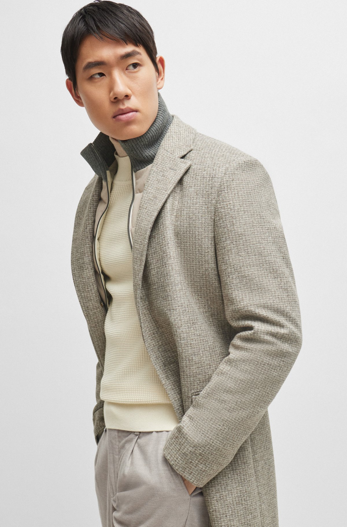 SLIM-FIT COAT IN WOOL BLEND WITH ZIP-UP INNER - 6