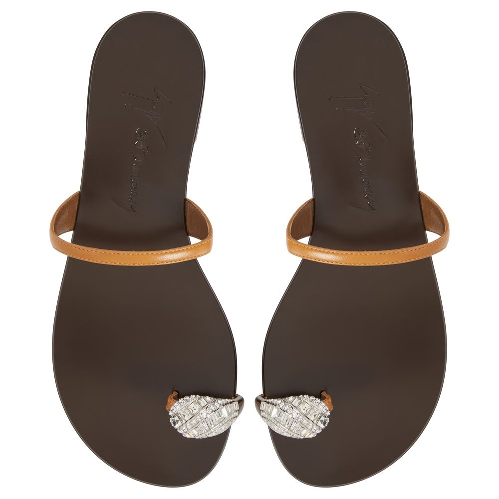 Icon Ring - 4