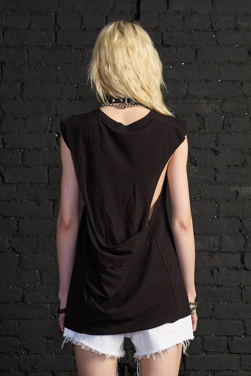 TWISTED BACK SLEEVELESS T 4