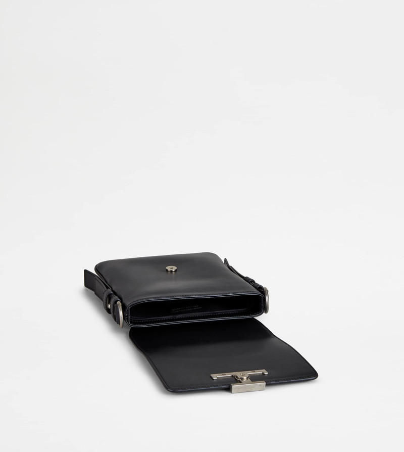 T TIMELESS CROSSBODY BAG IN LEATHER MINI - BLACK 3
