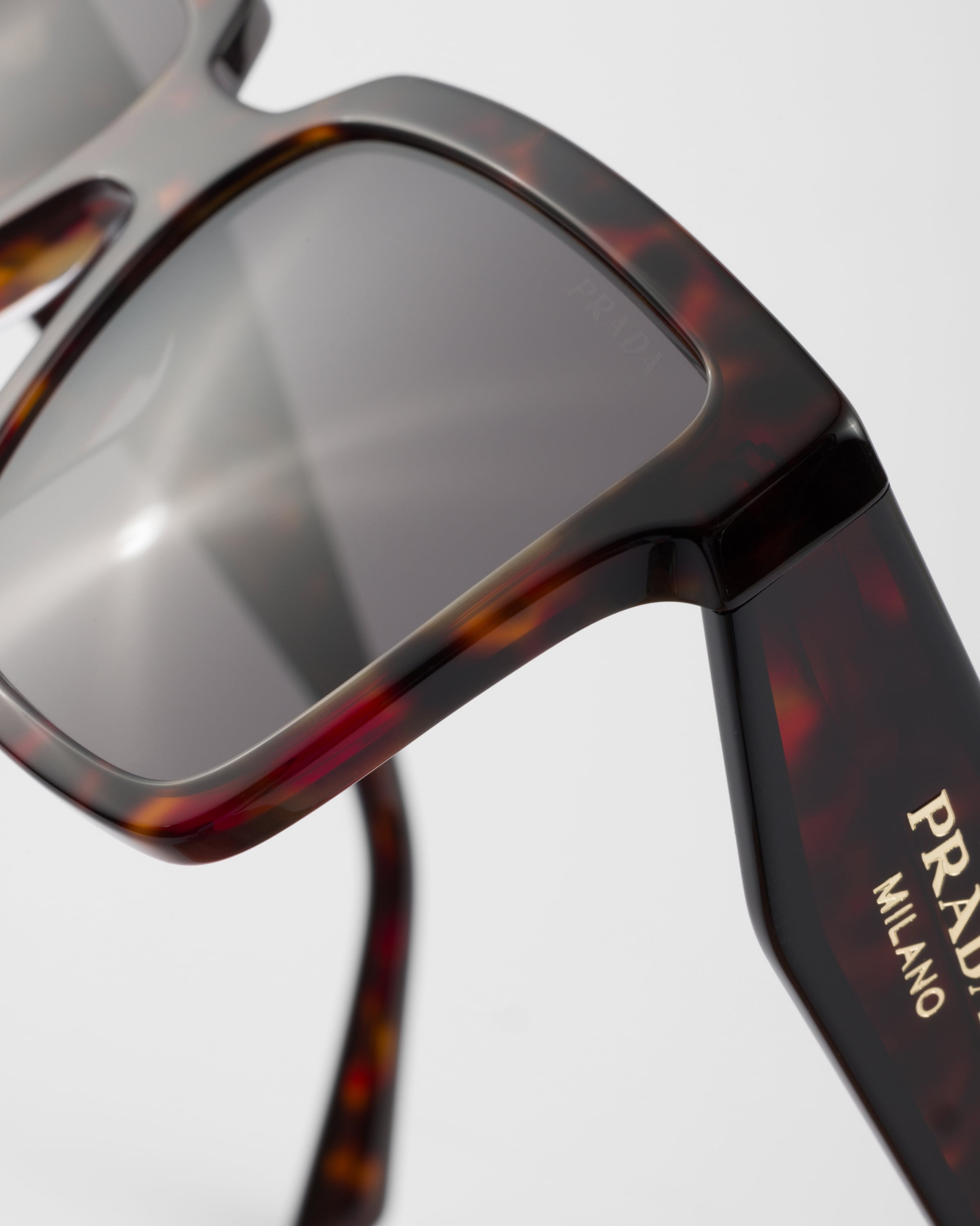 Sunglasses with Prada logo - 5