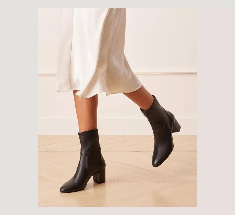 Stuart Weitzman YULIANA 60 outlook