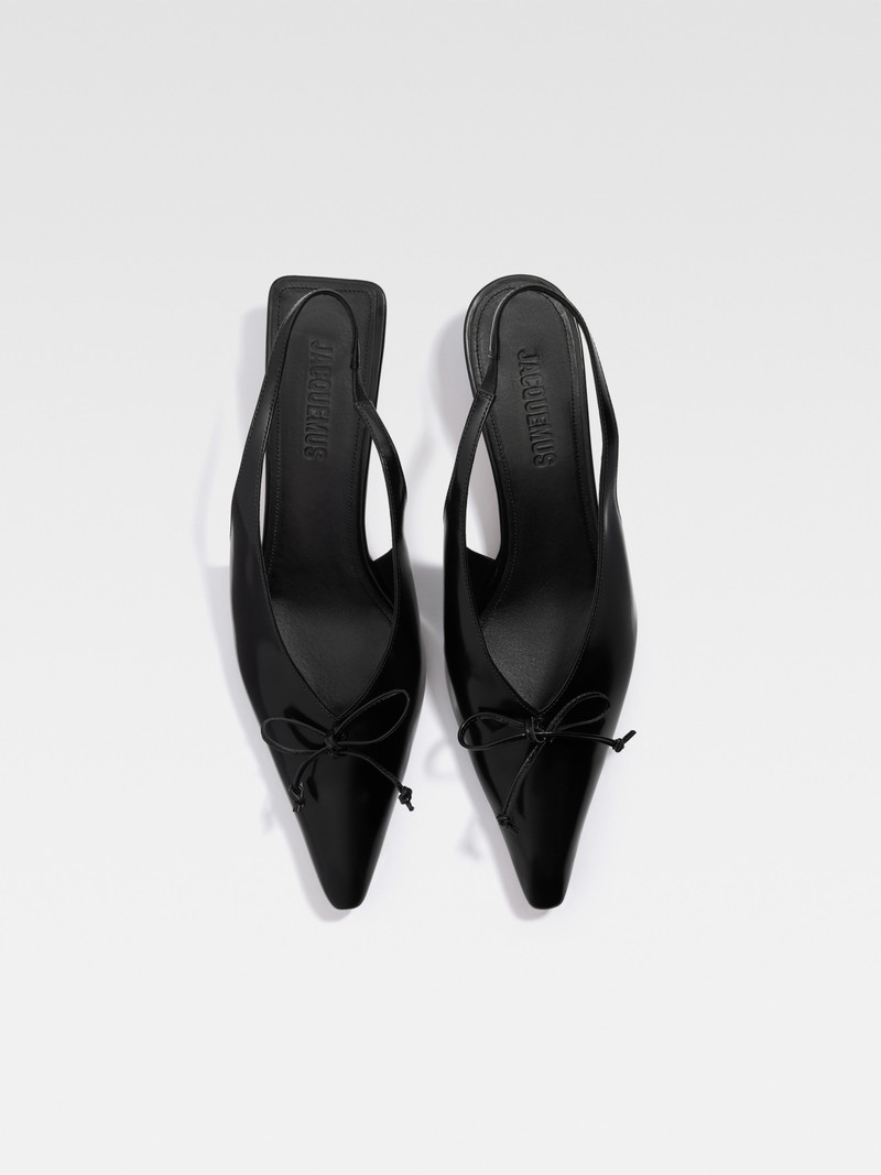 JACQUEMUS Les slingbacks Cubisto basses outlook
