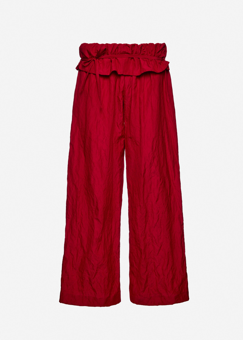 Low-rise ruffled waist trousers in red 1