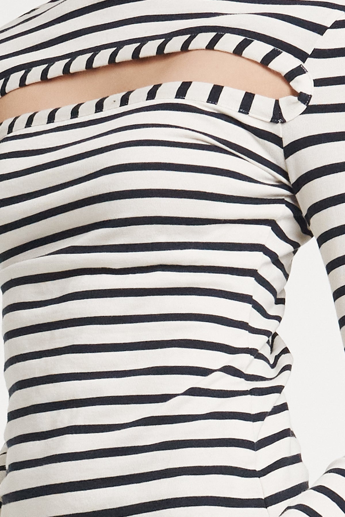 STRIPED FITTED TOP WITH FRONT CUTOUT STRIPED NAVY WHITE - 5